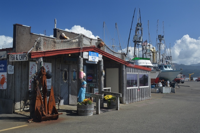 restaurant exterior with nautical theme